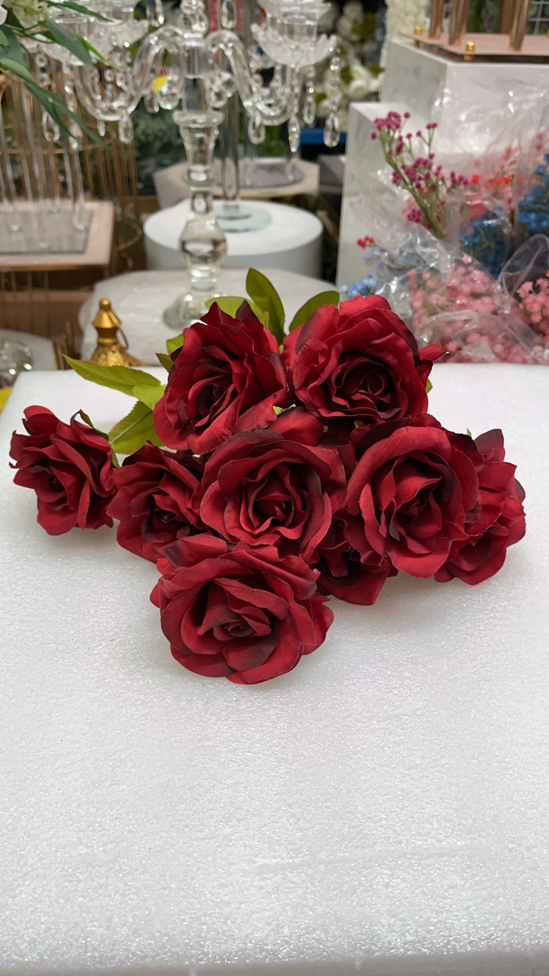 9 Stems Horned Rose