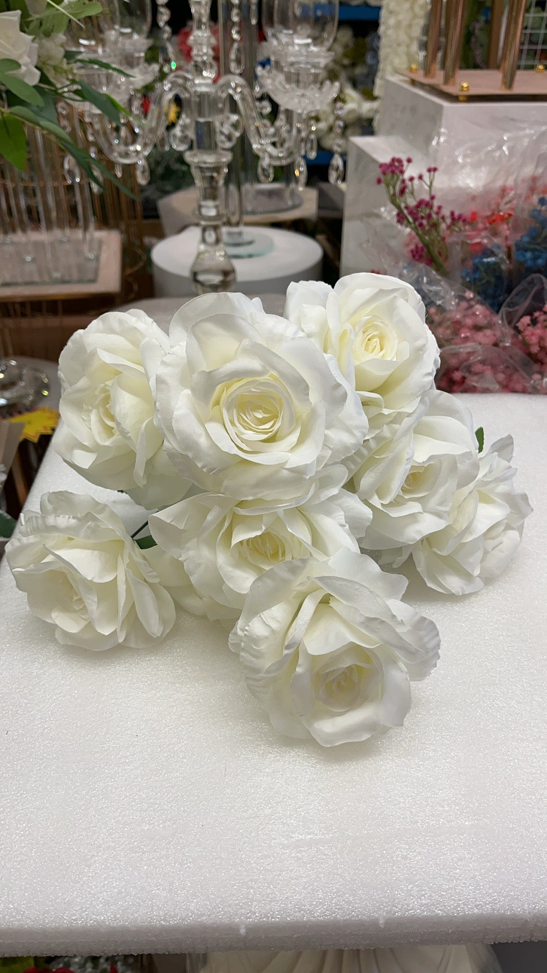 9 Stems Big Round Rose