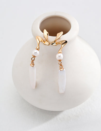 Natural pearl earrings