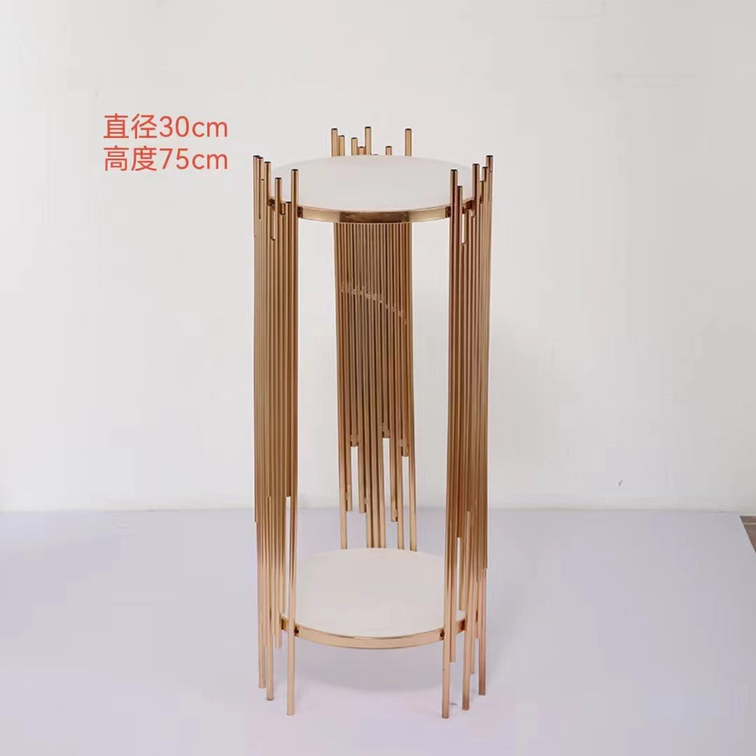 golden noodle plinth